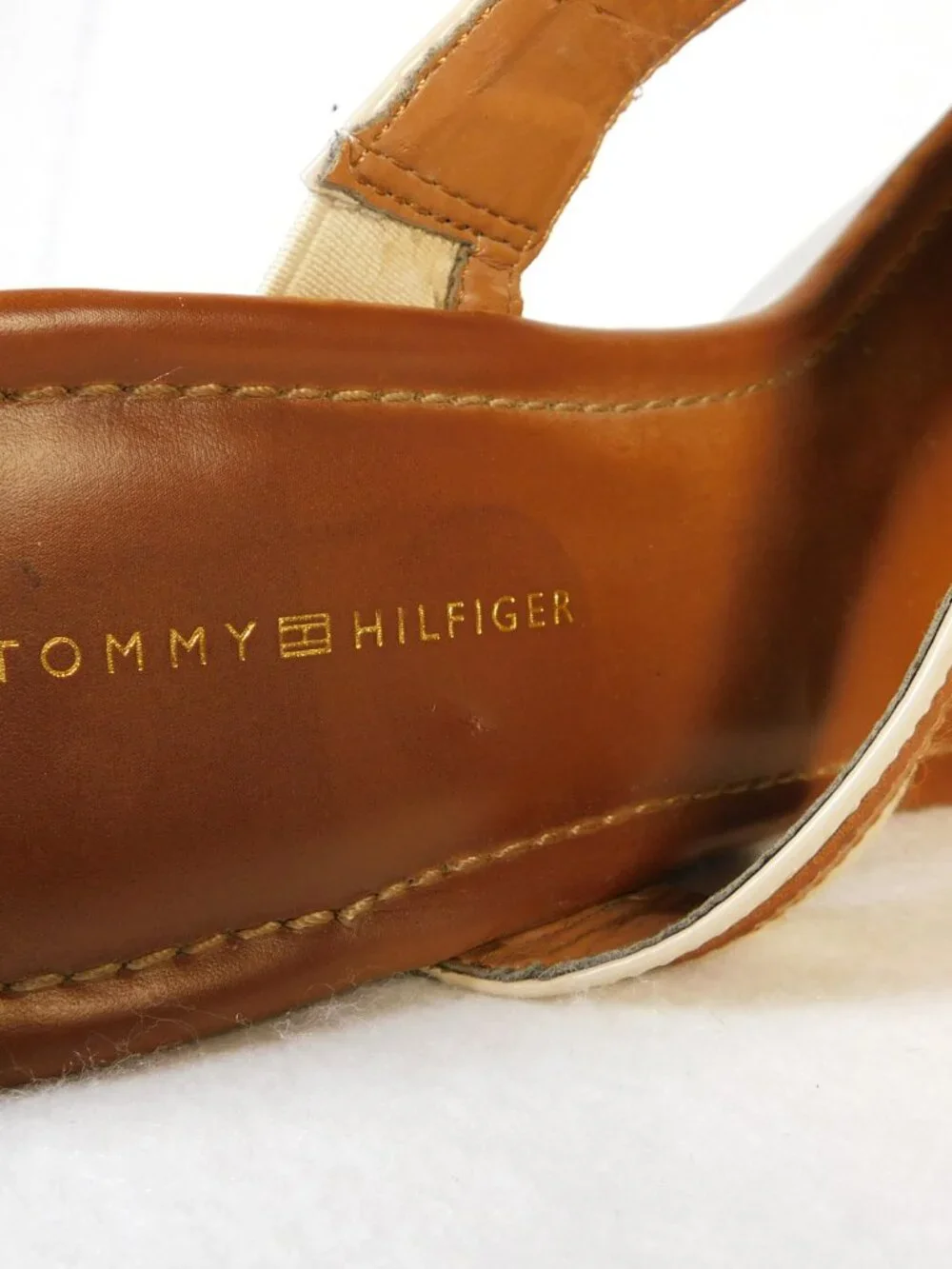 Tommy Hilfiger Siesta Women's 8 Platform Wedge Flip Flops Brown/Cream/Gold Logo
